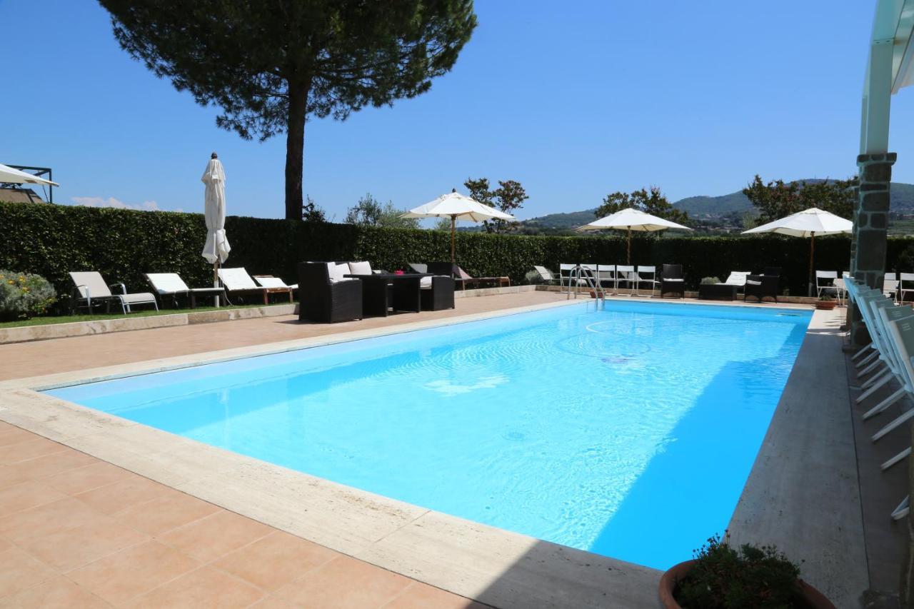 Tenuta Di Pietra Porzia Monte Porzio Catone Bagian luar foto