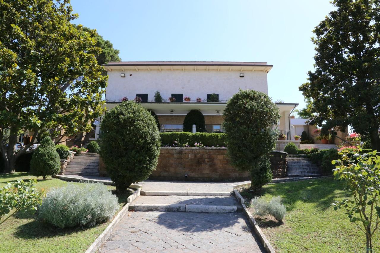 Tenuta Di Pietra Porzia Monte Porzio Catone Bagian luar foto