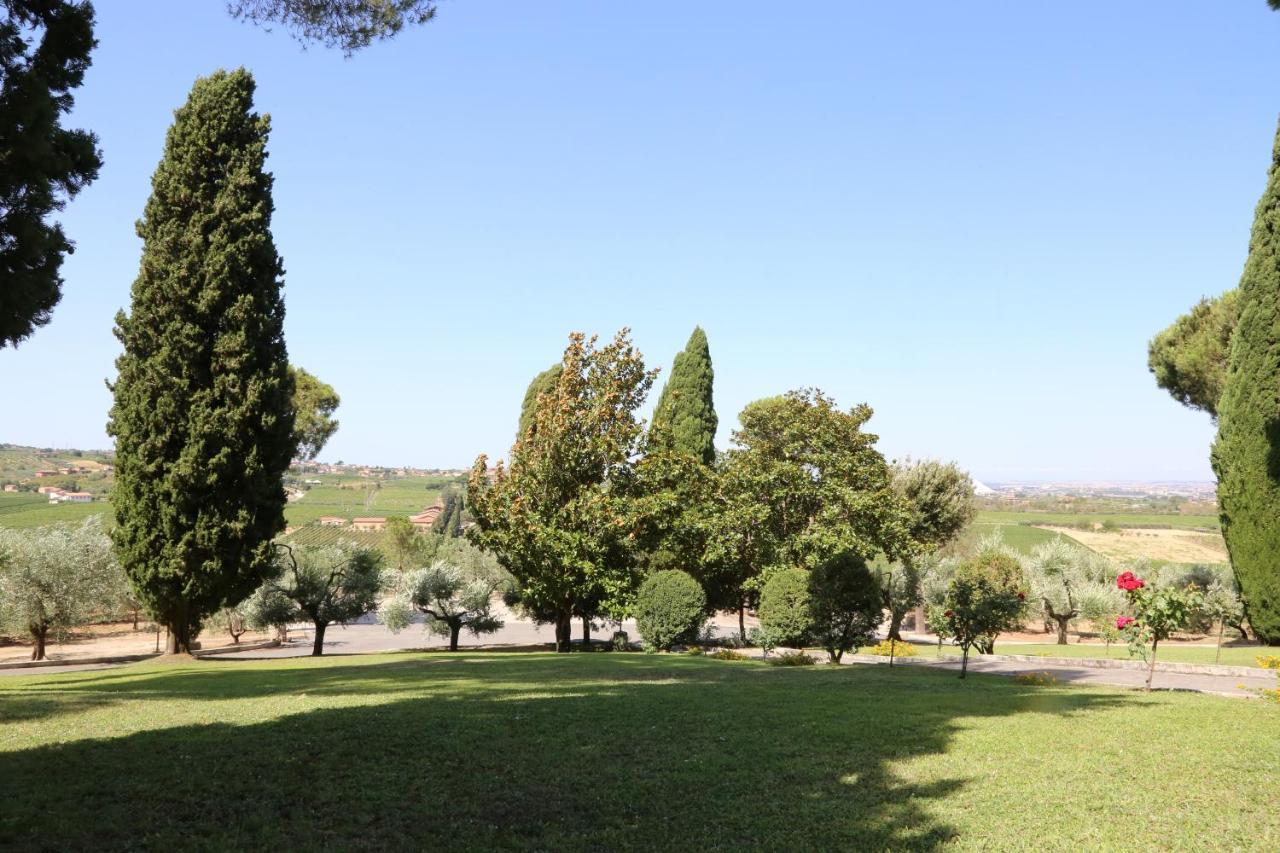 Tenuta Di Pietra Porzia Monte Porzio Catone Bagian luar foto